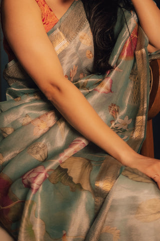 Anushka Kaushik’s Linen Tissue Saree with Lotus motifs