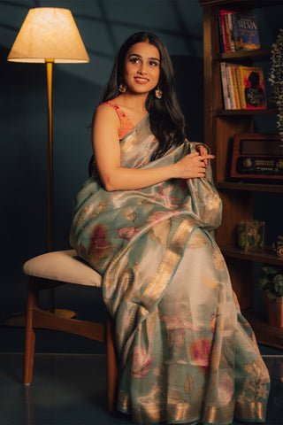 Anushka Kaushik’s Linen Tissue Saree with Lotus motifs