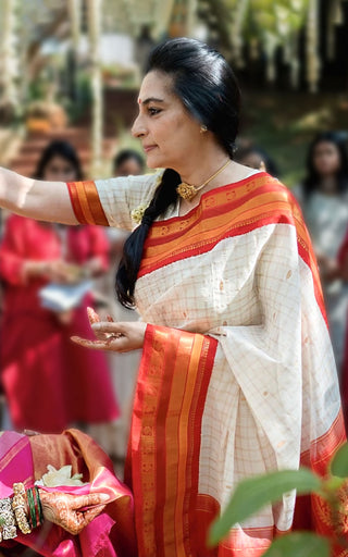 Mana Shetty's Off-white and Red Handloom Gadwal Saree (Made to Order)