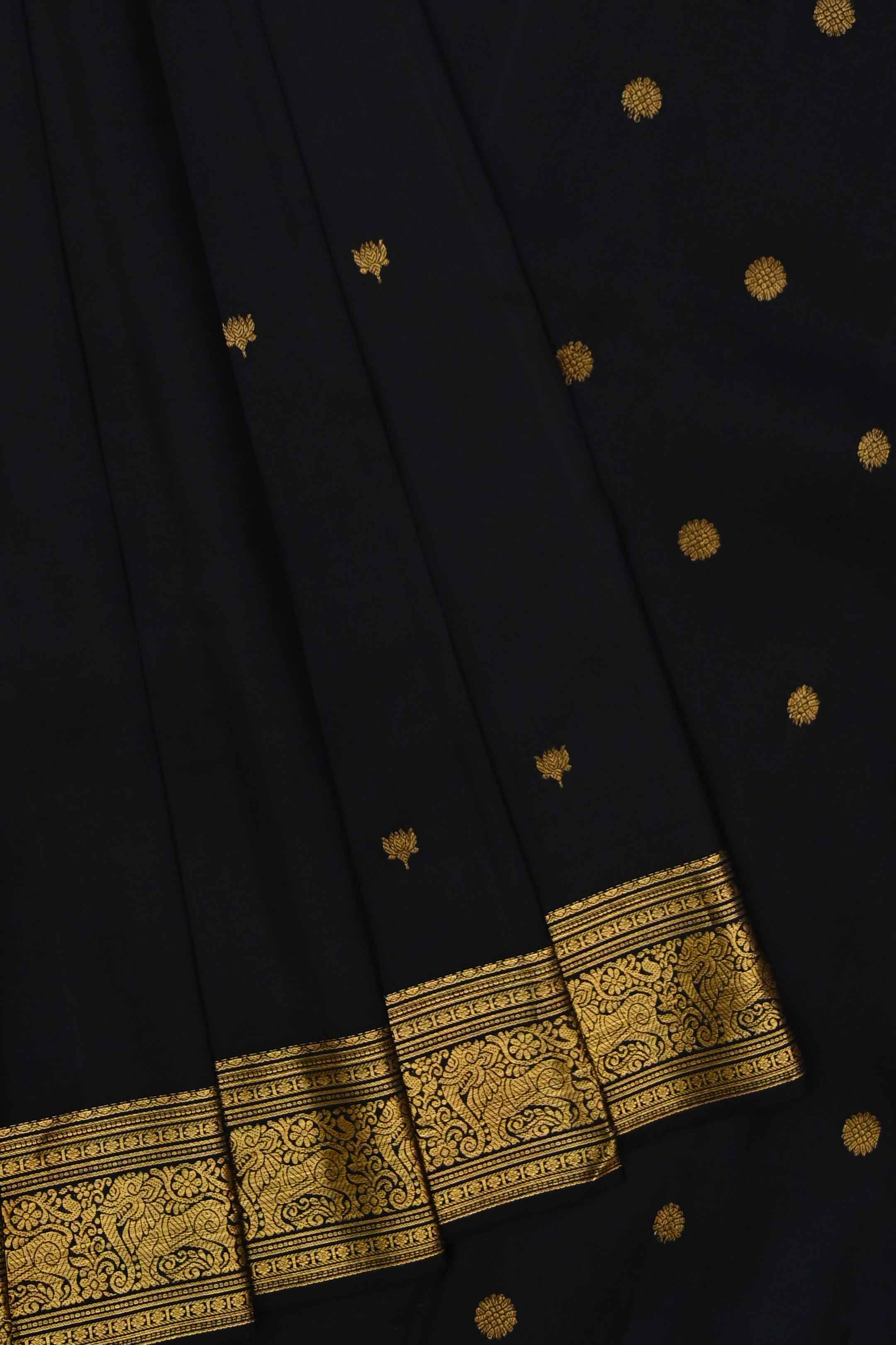 Black and Gold Kanchipuram Silk Saree (Made to Order) – madhurya.com