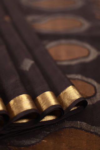 Black Uppada Jamdani Silk Saree with Dual-Tone Zari Motifs – Shop now for this Uppada silk saree online.