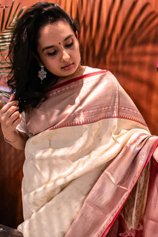 Classic Cream & Blush Red Kanjeevaram Silk Saree with Silver Zariv