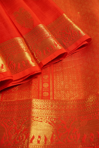 Red Silk Kanjivaram Saree with Elegant Traditional Motifs