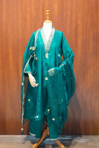 Elegant Teal Habutai Silk Kurta Pant Set with Zardozi & Sequin Work and Embroidered Kota Silk Dupatta