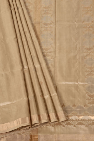 Beige Uppada Jamdani Saree with Geometric and Floral Weave – Shop now for this Uppada silk saree online.