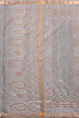 Grey Uppada Silk Saree with Buttas & Gold Border – Shop now for this Uppada silk saree online.
