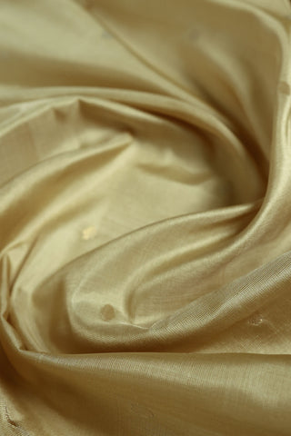 Beige Uppada Silk Saree with Traditional Weave – Shop now for this Uppada silk saree online.