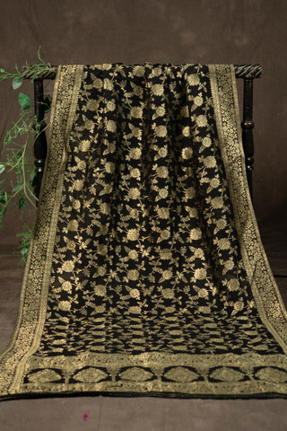 Banarasi silk dupatta with golden zari	