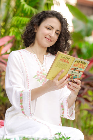 Pristine White Kashmiri Embroidered Semi Linen Co ord Set