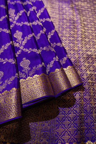 Luxurious Pure Mysore Crepe Silk Saree with Gold Zari Brocade