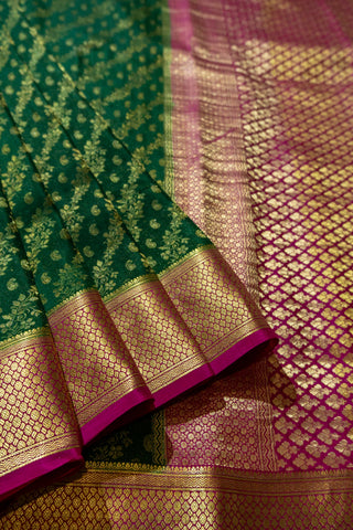 Exquisite Green Mysore Crepe Silk Saree with Pink Border Gold Zari Brocade