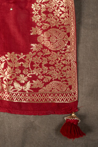 Banarasi Dola silk dupatta with traditional zari border	