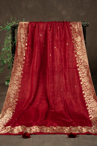 Banarasi Dola silk dupatta with traditional zari border	