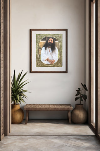 Gurudev Sri Sri Ravi Shankar Ji Portrait in Ornate Tanjore-Style Frame