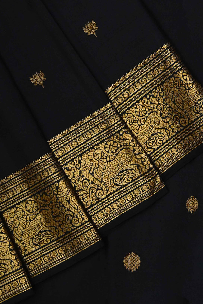 Black and Gold Kanchipuram Handloom Silk saree