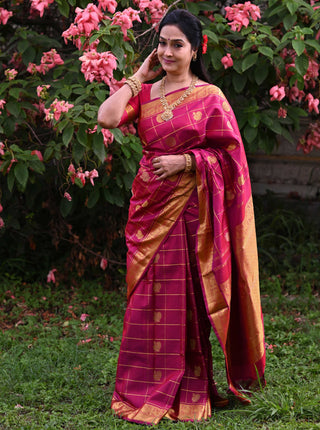 Sadhana ji's Fuchsia Pink Checkered Kanjivaram Saree