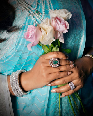 Shreya Ghoshal's Aqua Blue Pure Silk Banarasi Saree with Silver Zari