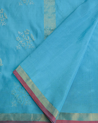 Light blue pure Uppada silk saree with dual-tone zari floral motifs