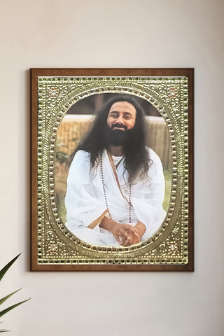 Gurudev Sri Sri Ravi Shankar Ji Portrait in Ornate Tanjore-Style Frame