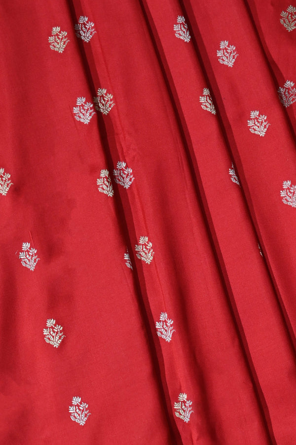 Exquisite Red Banarasi Saree with Intricate White Silk Weaving