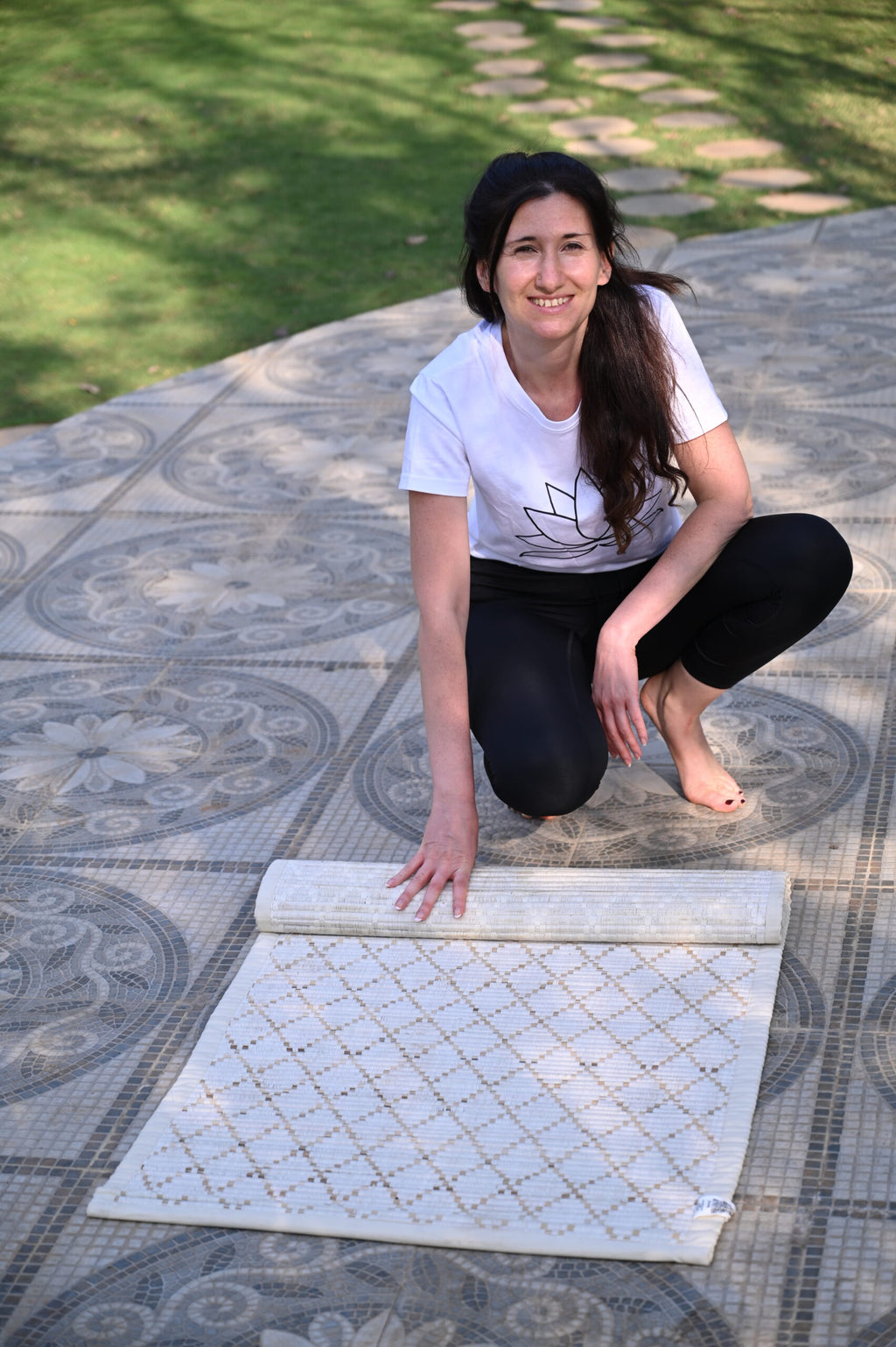 Diamond Pattern Sambu Grass Yoga Mat – madhurya.com